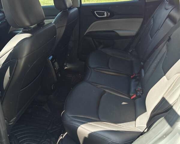 Сірий Джип Compass, об'ємом двигуна 2.36 л та пробігом 43 тис. км за 2170 $, фото 11 на Automoto.ua