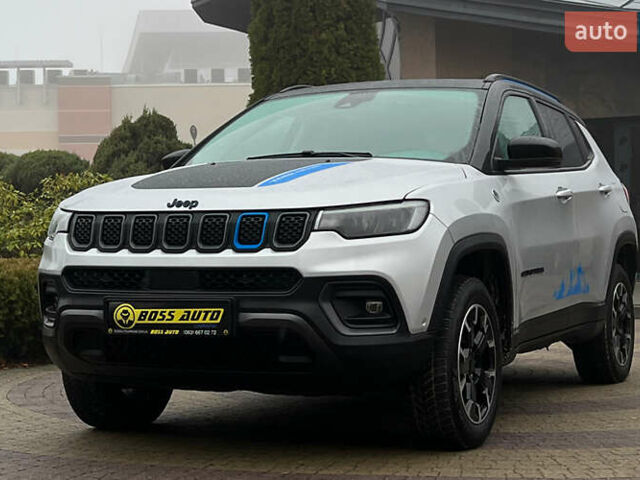 Серый Джип Компас, объемом двигателя 1.33 л и пробегом 36 тыс. км за 35700 $, фото 2 на Automoto.ua