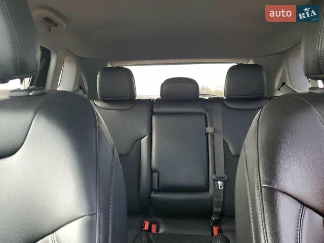 Серый Джип Компас, объемом двигателя 2.4 л и пробегом 28 тыс. км за 14850 $, фото 6 на Automoto.ua