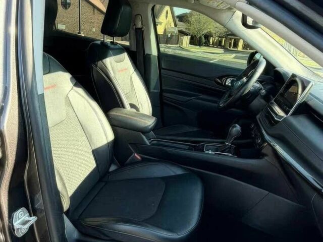 Джип Компас 2022 в Хмельницком на Automoto.ua Серый Джип Компас, объемом двигателя 2.4 л и пробегом 24 тыс. км за 6900 $, фото 6 на Automoto.ua