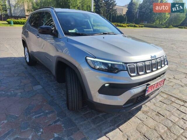 Сірий Джип Compass, об'ємом двигуна 2.36 л та пробігом 33 тис. км за 18999 $, фото 2 на Automoto.ua