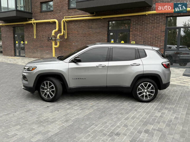 Серый Джип Компас, объемом двигателя 2.36 л и пробегом 47 тыс. км за 20600 $, фото 3 на Automoto.ua