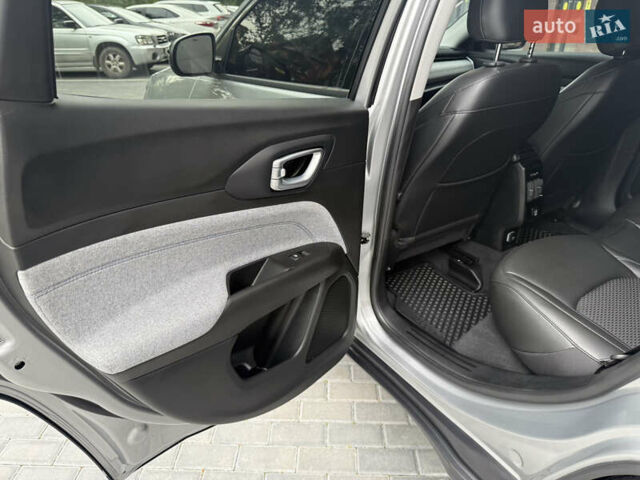 Серый Джип Компас, объемом двигателя 2.36 л и пробегом 47 тыс. км за 20600 $, фото 32 на Automoto.ua