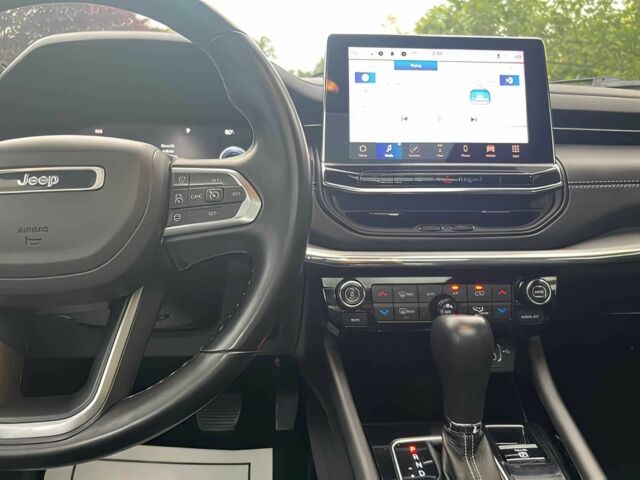 Сірий Джип Compass, об'ємом двигуна 2.4 л та пробігом 30 тис. км за 9000 $, фото 9 на Automoto.ua