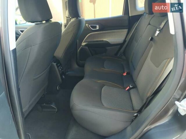 Серый Джип Компас, объемом двигателя 2.36 л и пробегом 55 тыс. км за 17000 $, фото 25 на Automoto.ua