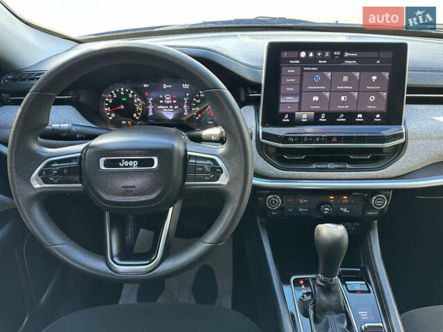 Серый Джип Компас, объемом двигателя 2.4 л и пробегом 85 тыс. км за 18500 $, фото 34 на Automoto.ua