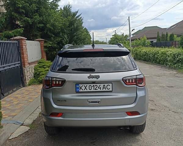 Серый Джип Компас, объемом двигателя 2.36 л и пробегом 39 тыс. км за 19900 $, фото 2 на Automoto.ua