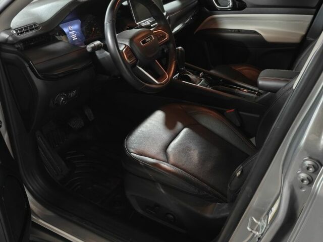 Сірий Джип Compass, об'ємом двигуна 0 л та пробігом 42 тис. км за 21500 $, фото 7 на Automoto.ua