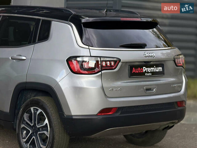 Серый Джип Компас, объемом двигателя 2.4 л и пробегом 38 тыс. км за 19000 $, фото 10 на Automoto.ua