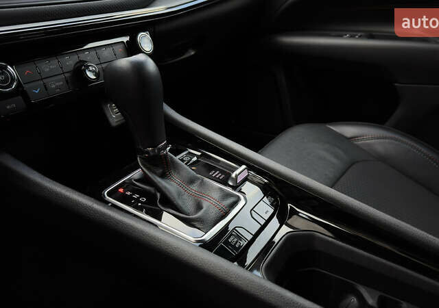 Серый Джип Компас, объемом двигателя 2 л и пробегом 52 тыс. км за 21999 $, фото 8 на Automoto.ua