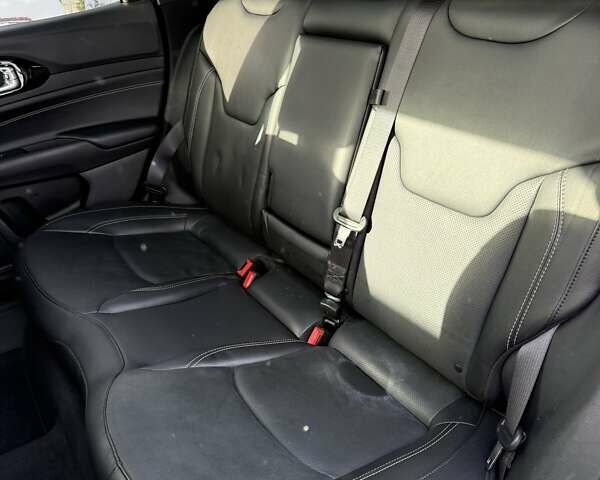 Сірий Джип Compass, об'ємом двигуна 2 л та пробігом 70 тис. км за 22300 $, фото 21 на Automoto.ua