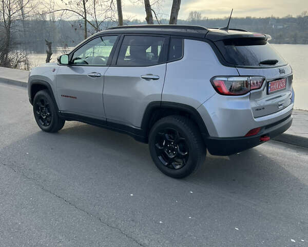 Серый Джип Компас, объемом двигателя 2 л и пробегом 23 тыс. км за 25800 $, фото 6 на Automoto.ua