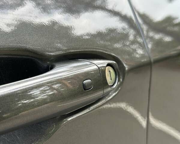 Сірий Джип Compass, об'ємом двигуна 2 л та пробігом 88 тис. км за 23200 $, фото 5 на Automoto.ua