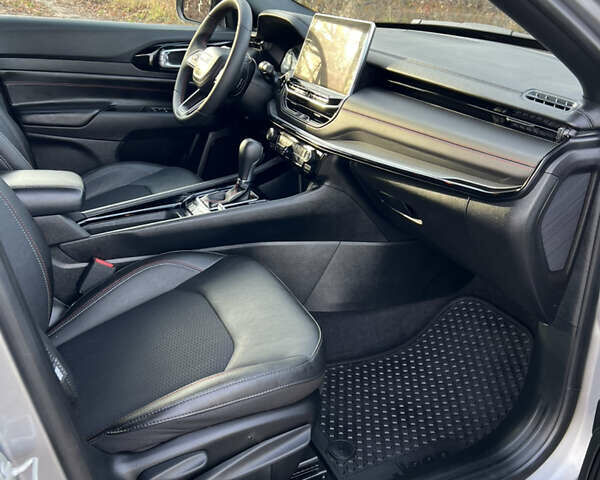 Серый Джип Компас, объемом двигателя 2 л и пробегом 23 тыс. км за 25800 $, фото 18 на Automoto.ua