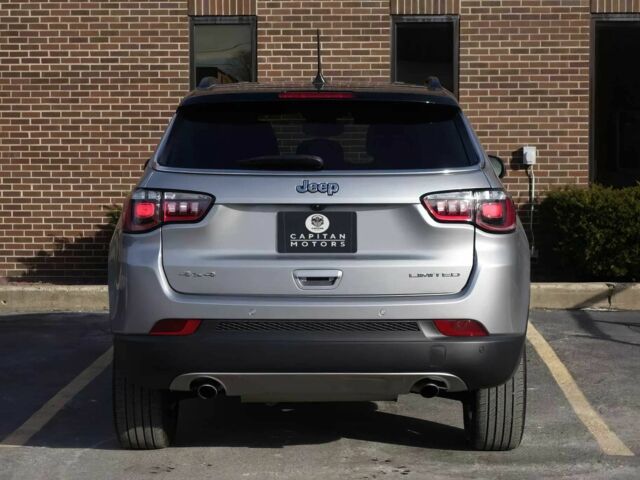 Сірий Джип Compass, об'ємом двигуна 2 л та пробігом 25 тис. км за 5100 $, фото 5 на Automoto.ua