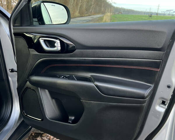 Серый Джип Компас, объемом двигателя 2 л и пробегом 23 тыс. км за 25800 $, фото 21 на Automoto.ua