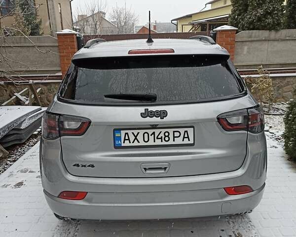 Серый Джип Компас, объемом двигателя 2 л и пробегом 43 тыс. км за 23700 $, фото 5 на Automoto.ua