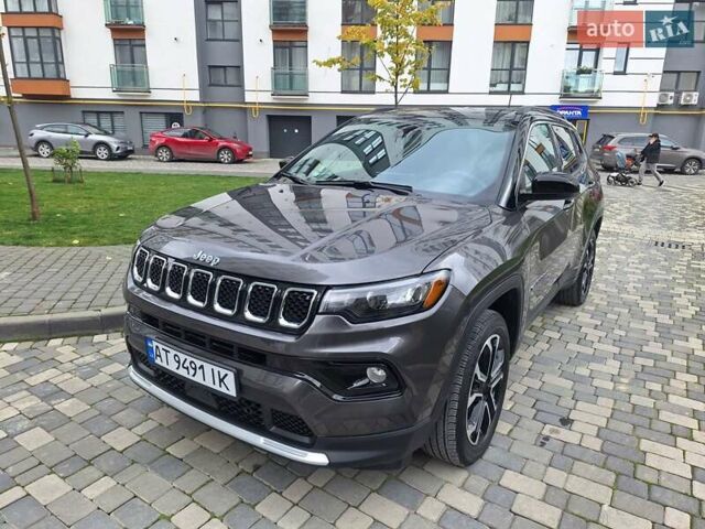Джип Компас 2023 в Ивано-Франковске на Automoto.ua Серый Джип Компас, объемом двигателя 2 л и пробегом 19 тыс. км за 23600 $, фото 32 на Automoto.ua