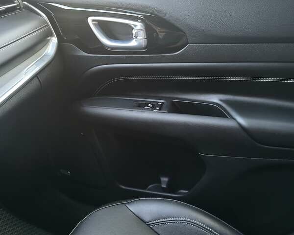 Серый Джип Компас, объемом двигателя 2 л и пробегом 41 тыс. км за 24500 $, фото 37 на Automoto.ua