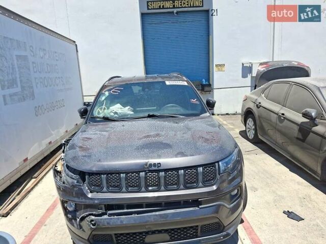 Сірий Джип Compass, об'ємом двигуна 2 л та пробігом 52 тис. км за 17200 $, фото 5 на Automoto.ua