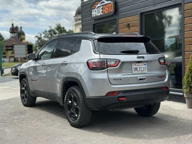 Сірий Джип Compass, об'ємом двигуна 2 л та пробігом 33 тис. км за 26500 $, фото 4 на Automoto.ua