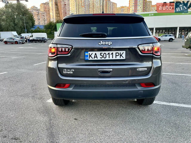 Серый Джип Компас, объемом двигателя 2 л и пробегом 6 тыс. км за 22250 $, фото 21 на Automoto.ua