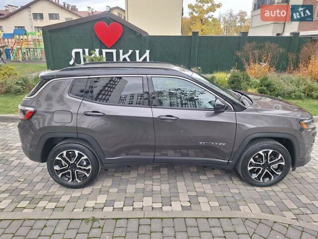 Джип Компас 2023 в Ивано-Франковске на Automoto.ua Серый Джип Компас, объемом двигателя 2 л и пробегом 19 тыс. км за 23600 $, фото 25 на Automoto.ua