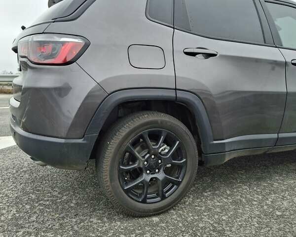 Серый Джип Компас, объемом двигателя 2.36 л и пробегом 80 тыс. км за 18850 $, фото 21 на Automoto.ua