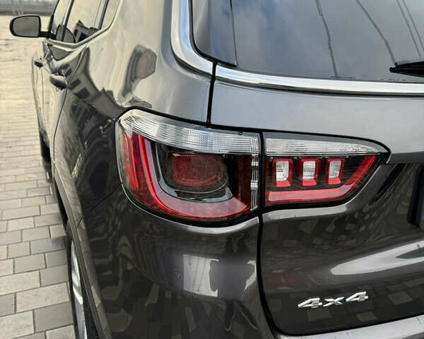 Сірий Джип Compass, об'ємом двигуна 2 л та пробігом 24 тис. км за 19800 $, фото 12 на Automoto.ua