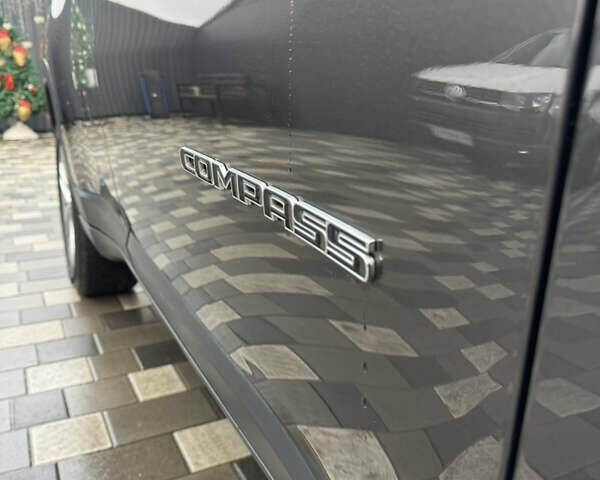 Сірий Джип Compass, об'ємом двигуна 2 л та пробігом 24 тис. км за 19800 $, фото 19 на Automoto.ua