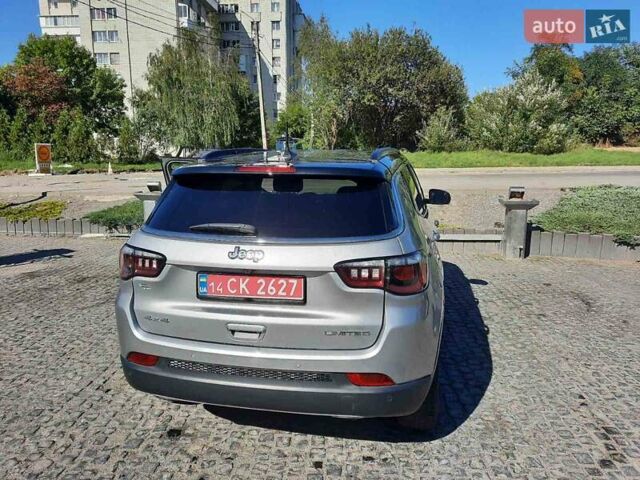 Серый Джип Компас, объемом двигателя 2 л и пробегом 93 тыс. км за 23200 $, фото 19 на Automoto.ua