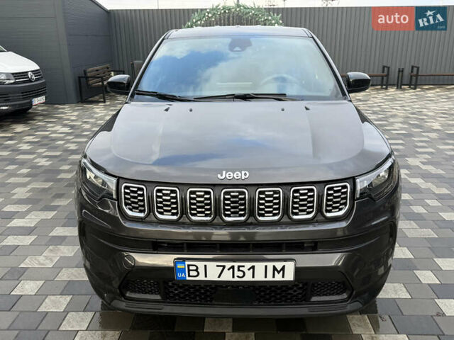 Сірий Джип Compass, об'ємом двигуна 2 л та пробігом 24 тис. км за 19800 $, фото 1 на Automoto.ua