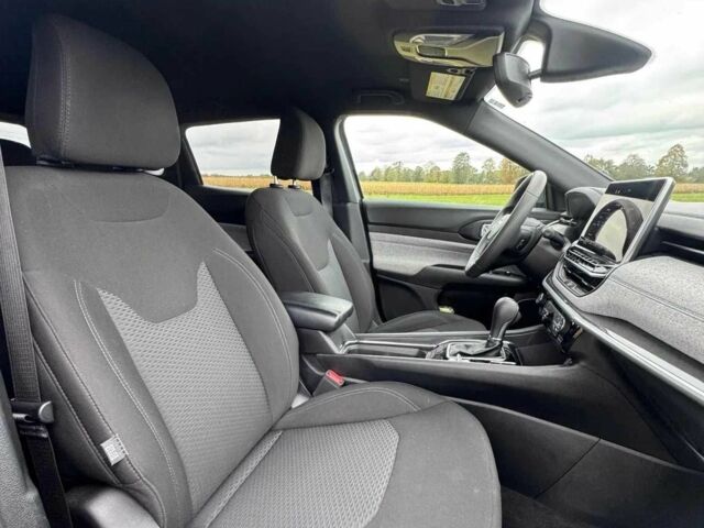 Серый Джип Компас, объемом двигателя 0 л и пробегом 71 тыс. км за 13400 $, фото 12 на Automoto.ua