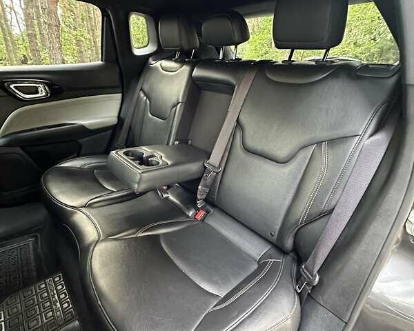Сірий Джип Compass, об'ємом двигуна 2 л та пробігом 88 тис. км за 23200 $, фото 19 на Automoto.ua