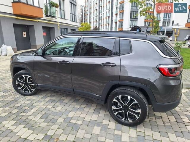 Джип Компас 2023 в Ивано-Франковске на Automoto.ua Серый Джип Компас, объемом двигателя 2 л и пробегом 19 тыс. км за 23600 $, фото 10 на Automoto.ua