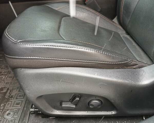 Серый Джип Компас, объемом двигателя 2 л и пробегом 43 тыс. км за 23700 $, фото 21 на Automoto.ua