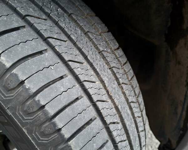 Серый Джип Компас, объемом двигателя 2.36 л и пробегом 80 тыс. км за 18850 $, фото 18 на Automoto.ua