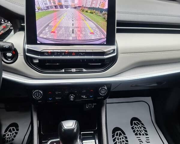 Джип Компас 2023 в Ивано-Франковске на Automoto.ua Серый Джип Компас, объемом двигателя 2 л и пробегом 19 тыс. км за 23600 $, фото 69 на Automoto.ua