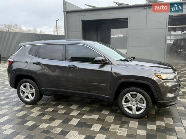 Сірий Джип Compass, об'ємом двигуна 2 л та пробігом 24 тис. км за 19800 $, фото 3 на Automoto.ua