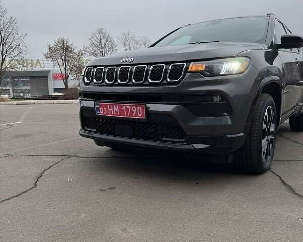 Серый Джип Компас, объемом двигателя 2 л и пробегом 27 тыс. км за 19800 $, фото 10 на Automoto.ua