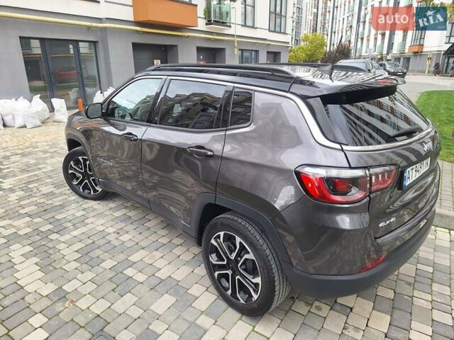 Джип Компас 2023 в Ивано-Франковске на Automoto.ua Серый Джип Компас, объемом двигателя 2 л и пробегом 19 тыс. км за 23600 $, фото 12 на Automoto.ua