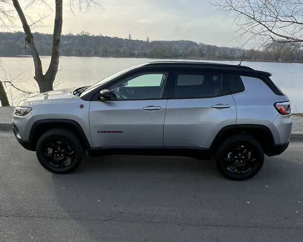 Серый Джип Компас, объемом двигателя 2 л и пробегом 23 тыс. км за 25800 $, фото 7 на Automoto.ua