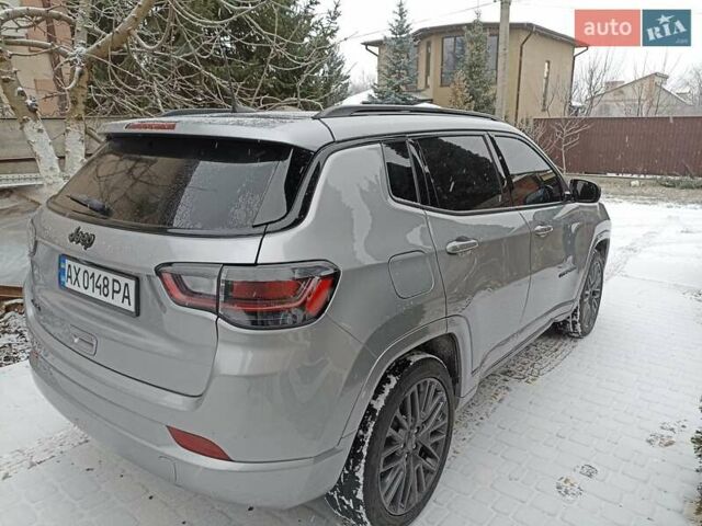 Серый Джип Компас, объемом двигателя 2 л и пробегом 43 тыс. км за 23700 $, фото 4 на Automoto.ua