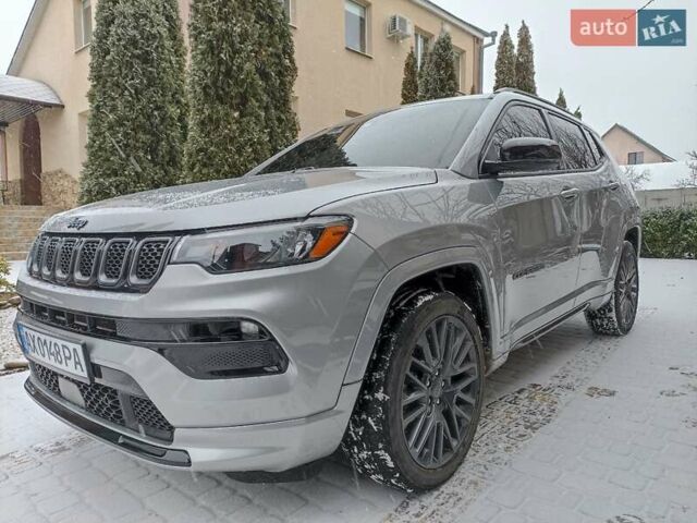 Серый Джип Компас, объемом двигателя 2 л и пробегом 43 тыс. км за 23700 $, фото 8 на Automoto.ua