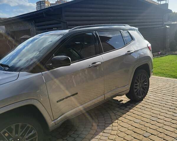 Серый Джип Компас, объемом двигателя 2 л и пробегом 41 тыс. км за 24500 $, фото 39 на Automoto.ua