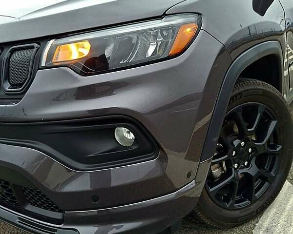 Серый Джип Компас, объемом двигателя 2.36 л и пробегом 80 тыс. км за 18850 $, фото 14 на Automoto.ua