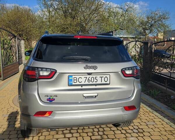 Серый Джип Компас, объемом двигателя 2 л и пробегом 41 тыс. км за 24500 $, фото 11 на Automoto.ua