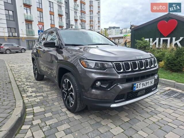 Джип Компас 2023 в Ивано-Франковске на Automoto.ua Серый Джип Компас, объемом двигателя 2 л и пробегом 19 тыс. км за 23600 $, фото 28 на Automoto.ua