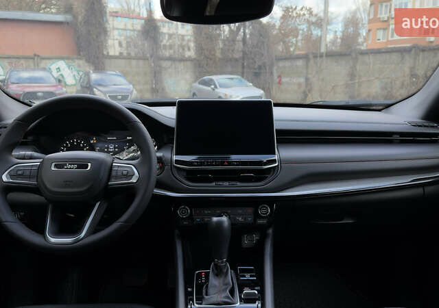 Серый Джип Компас, объемом двигателя 2 л и пробегом 52 тыс. км за 21999 $, фото 6 на Automoto.ua