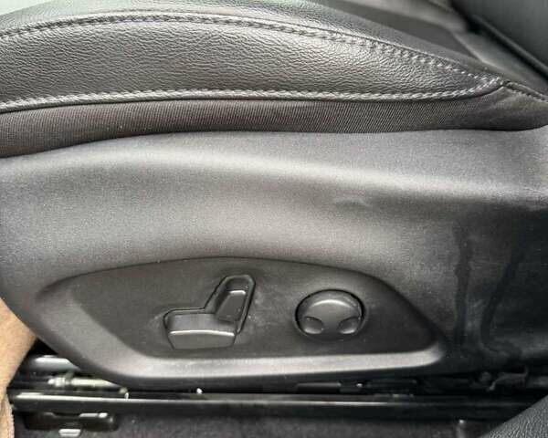 Серый Джип Компас, объемом двигателя 2 л и пробегом 27 тыс. км за 19800 $, фото 9 на Automoto.ua